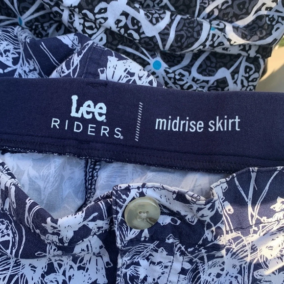 Lee Riders midrise skirt size 16 - Picture 2 of 4